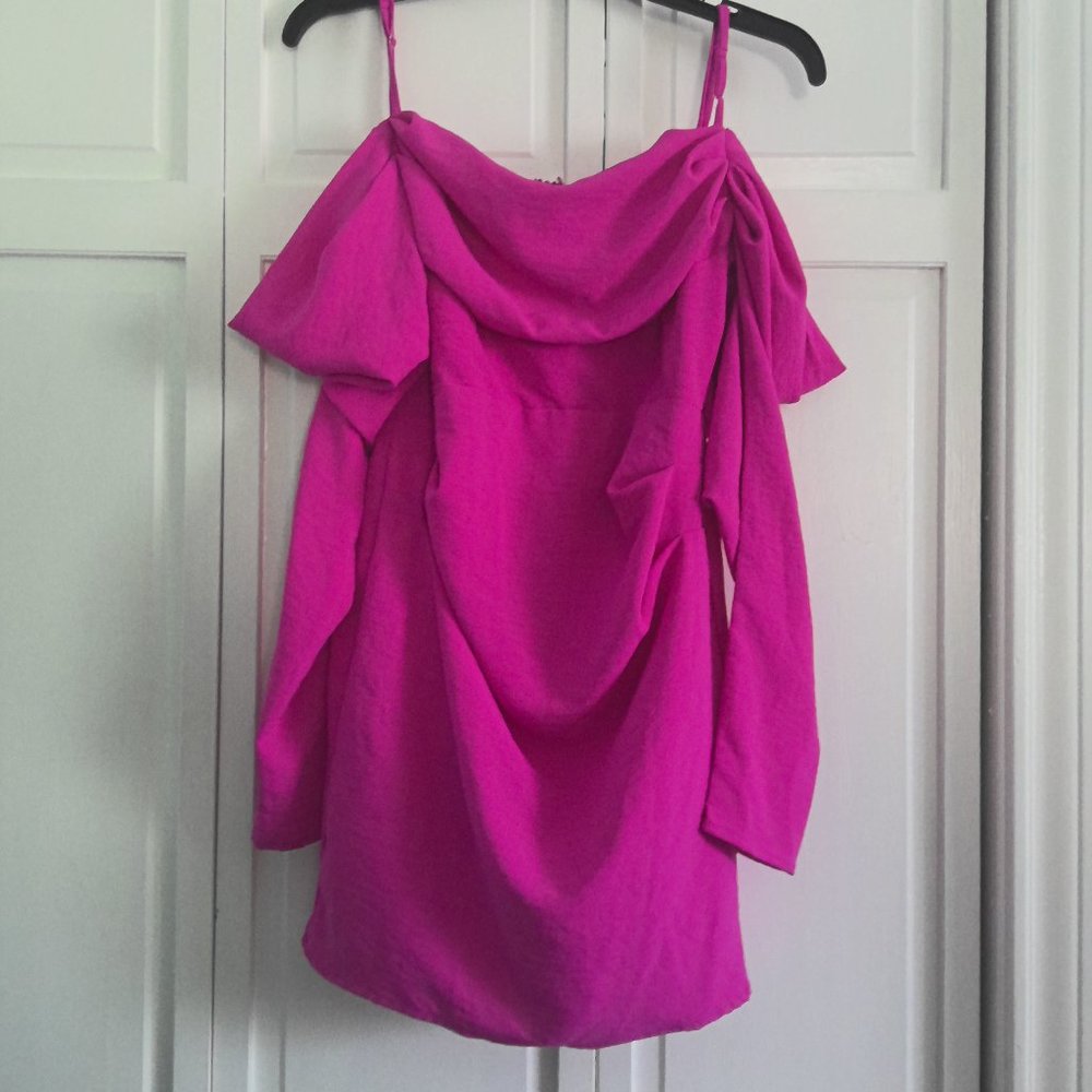 forever 21 pink off the shoulder long-sleeved dress